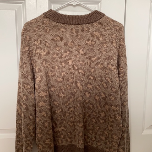 Aerie Leopard Print Sweater - Picture 2 of 2